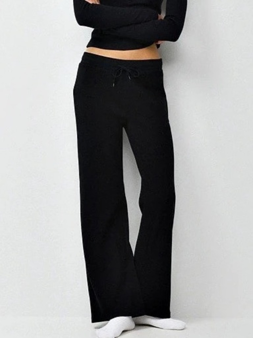Aritzia HomeStretch Rib Kickback Pant Wide Leg Black Small